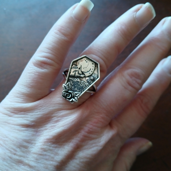 New "Till Death Do Us Part" Silver Coffin Ring. - Picture 7 of 14